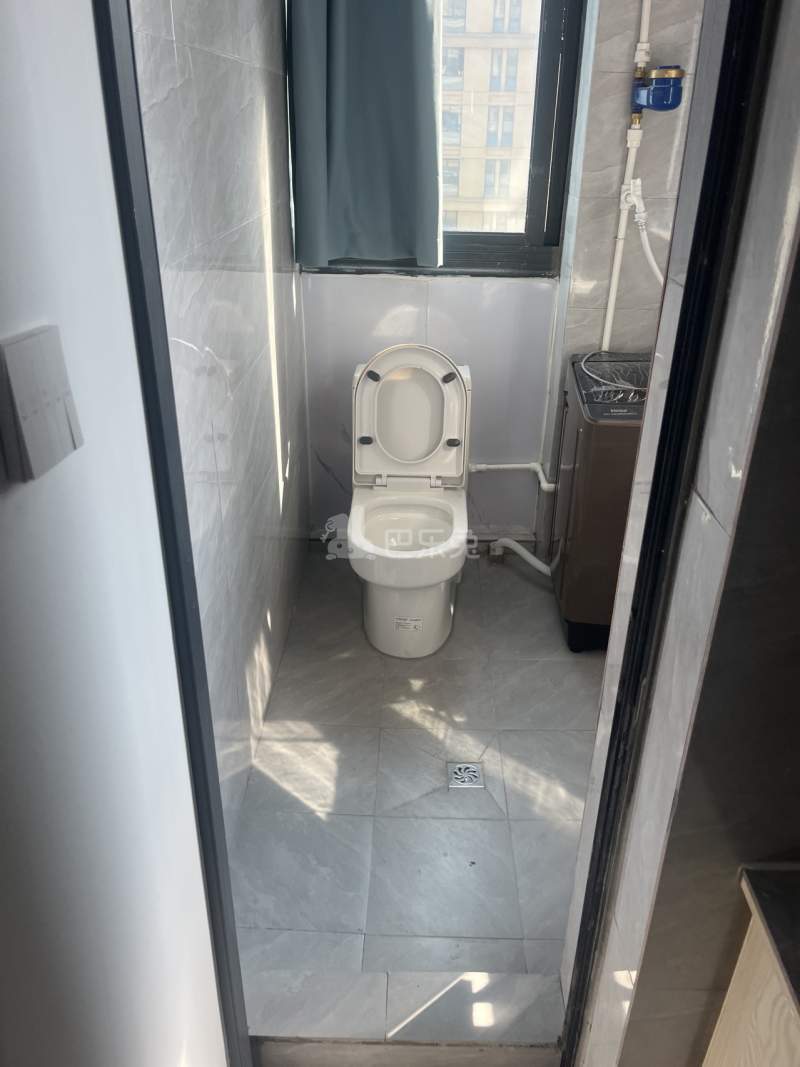 红联九漾华庭东区16116409卫生间图7