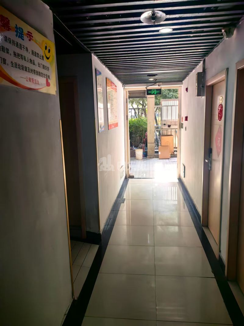 绿都世贸广场16116528客厅图1