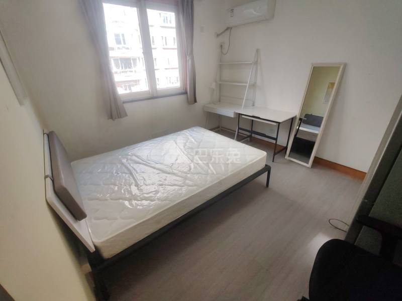 长阳新苑16159327卧室图0