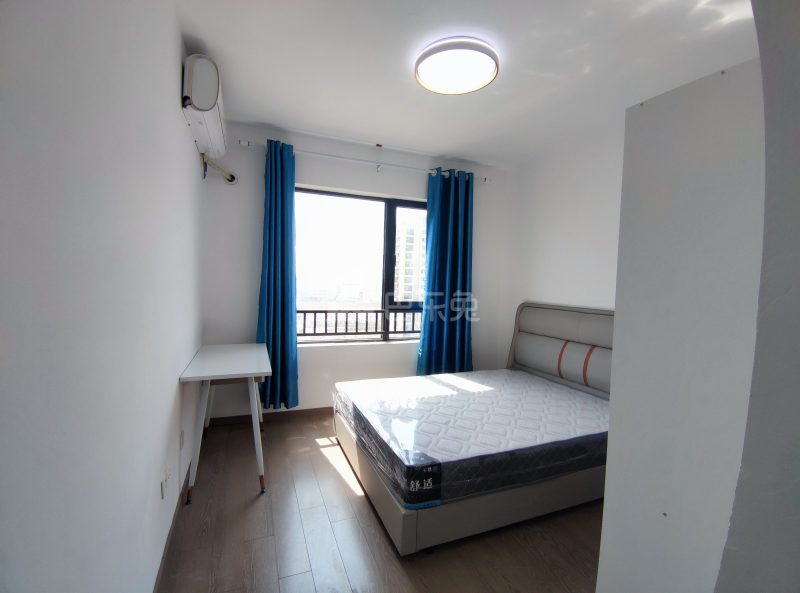 航景华庭(中区)16162043卧室图7