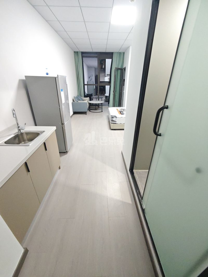 越洋国际16436384卧室图0