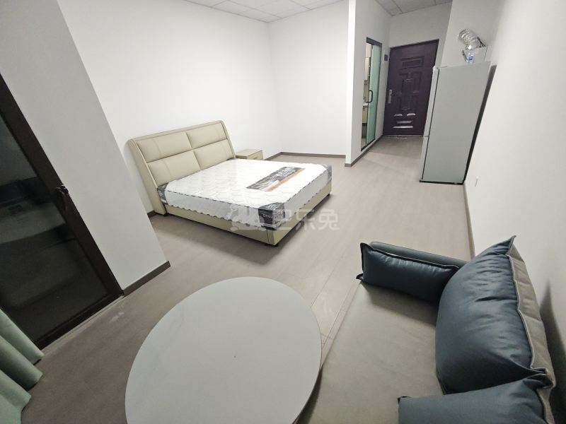 越洋国际16436384卧室图4