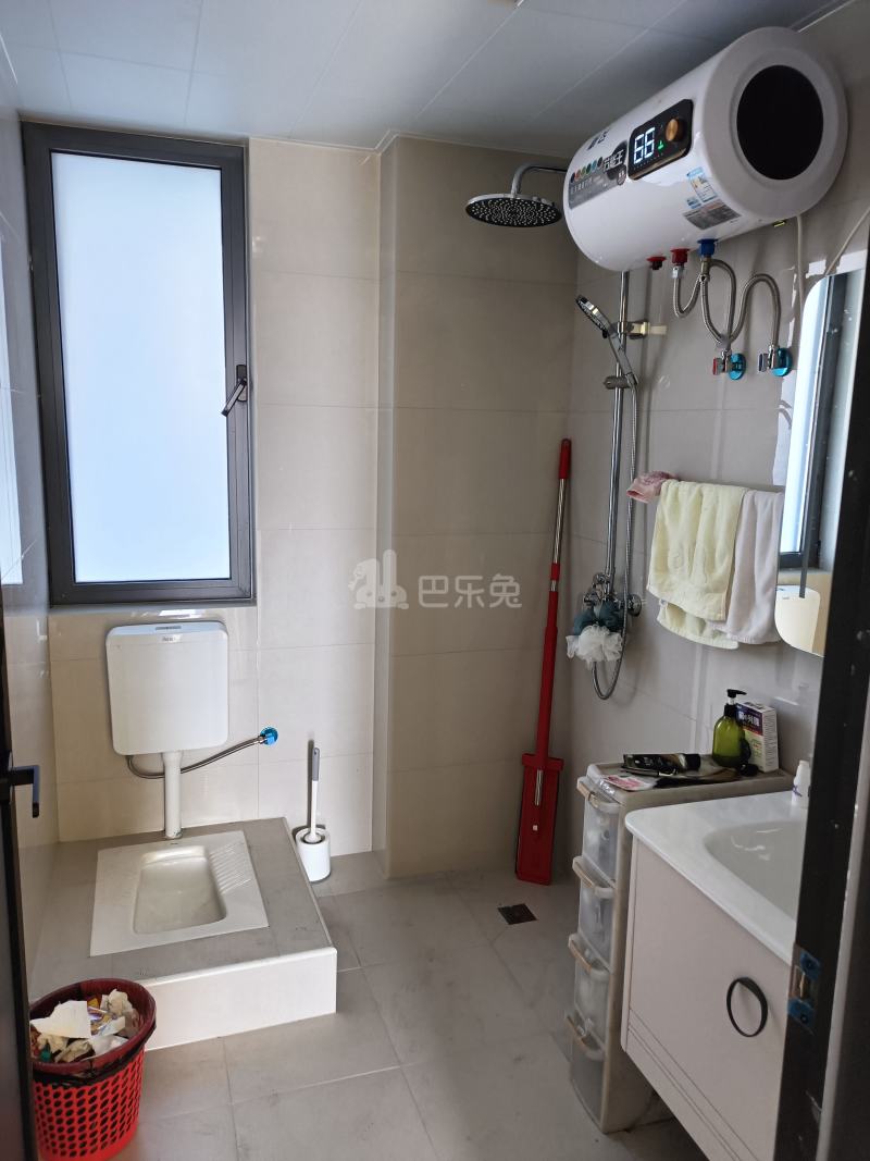 天润尚院16440953卫生间图3