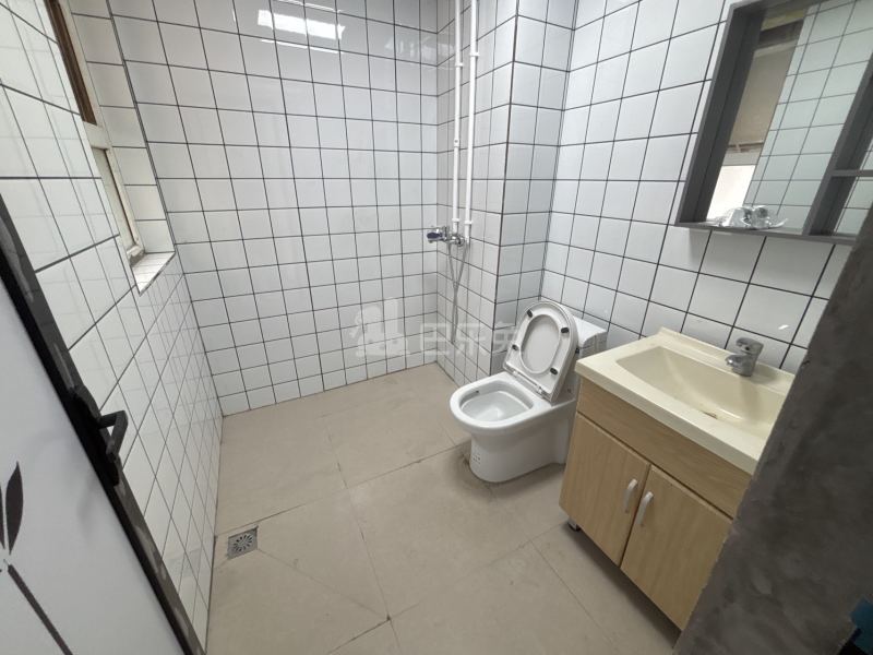 启航城晶彩16492659卫生间图9