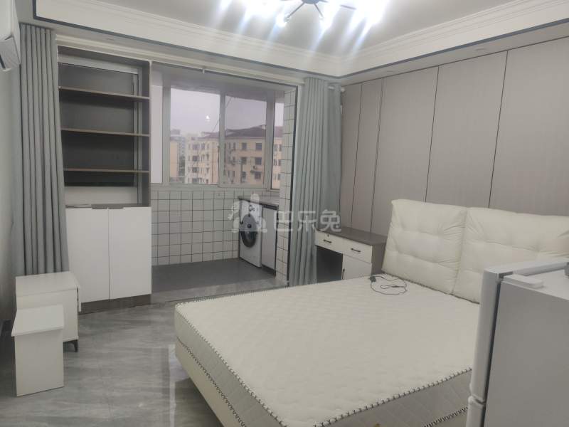 罗山一村（德平路25弄）16493496卧室图0