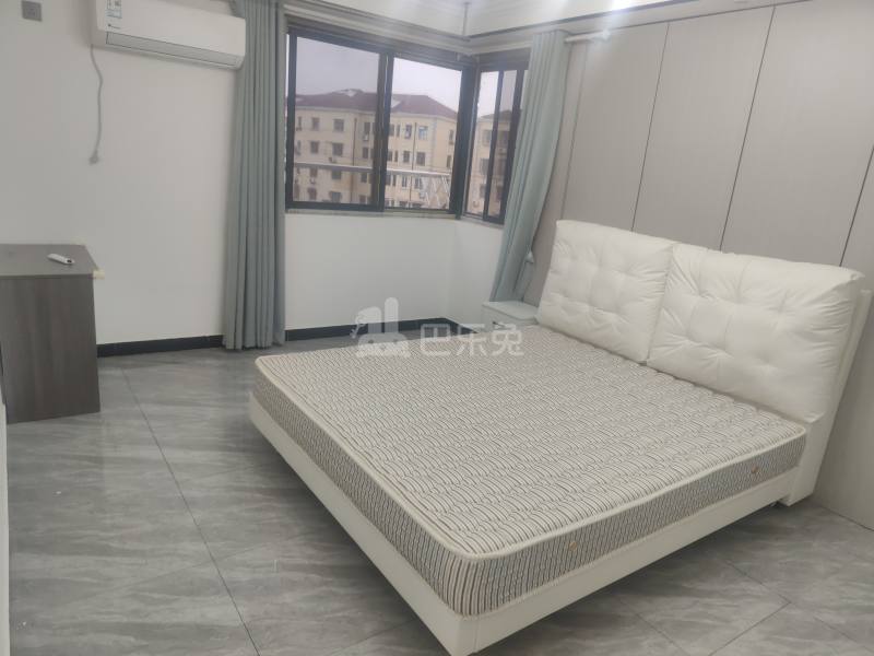 罗山一村（德平路25弄）16493496卧室图4