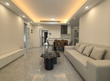 滨河华城4期（大华碧云天） 4室2厅2卫