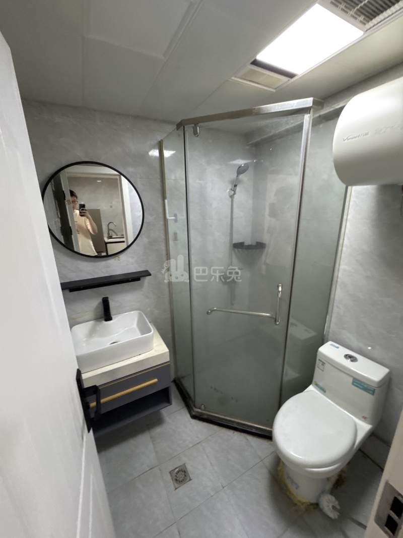 红街天城16620439卫生间图8