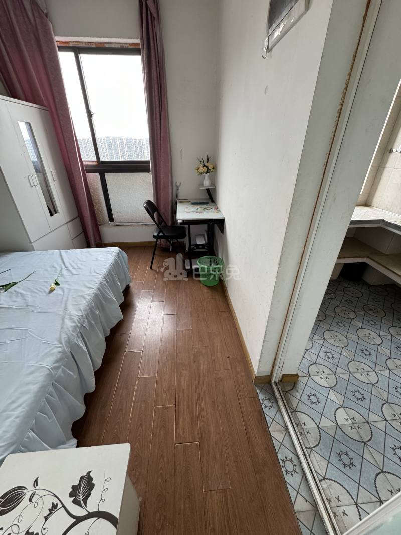 德信东望府16621327卧室图0