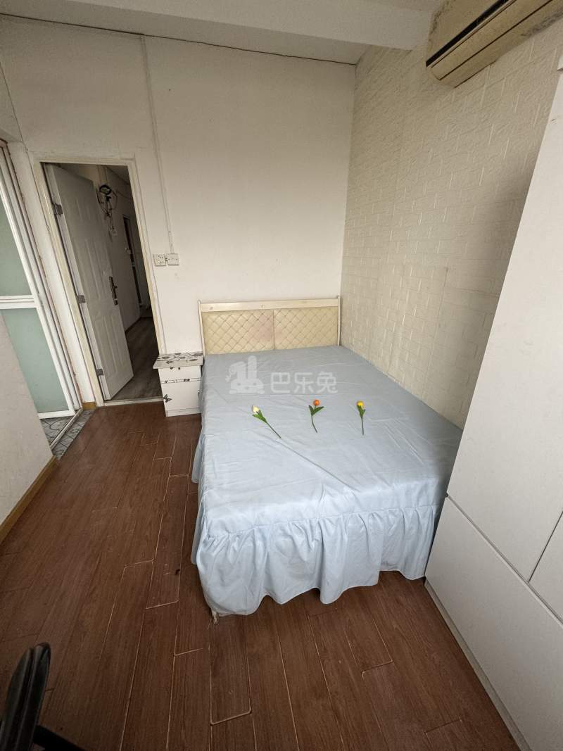 德信东望府16621327卧室图3