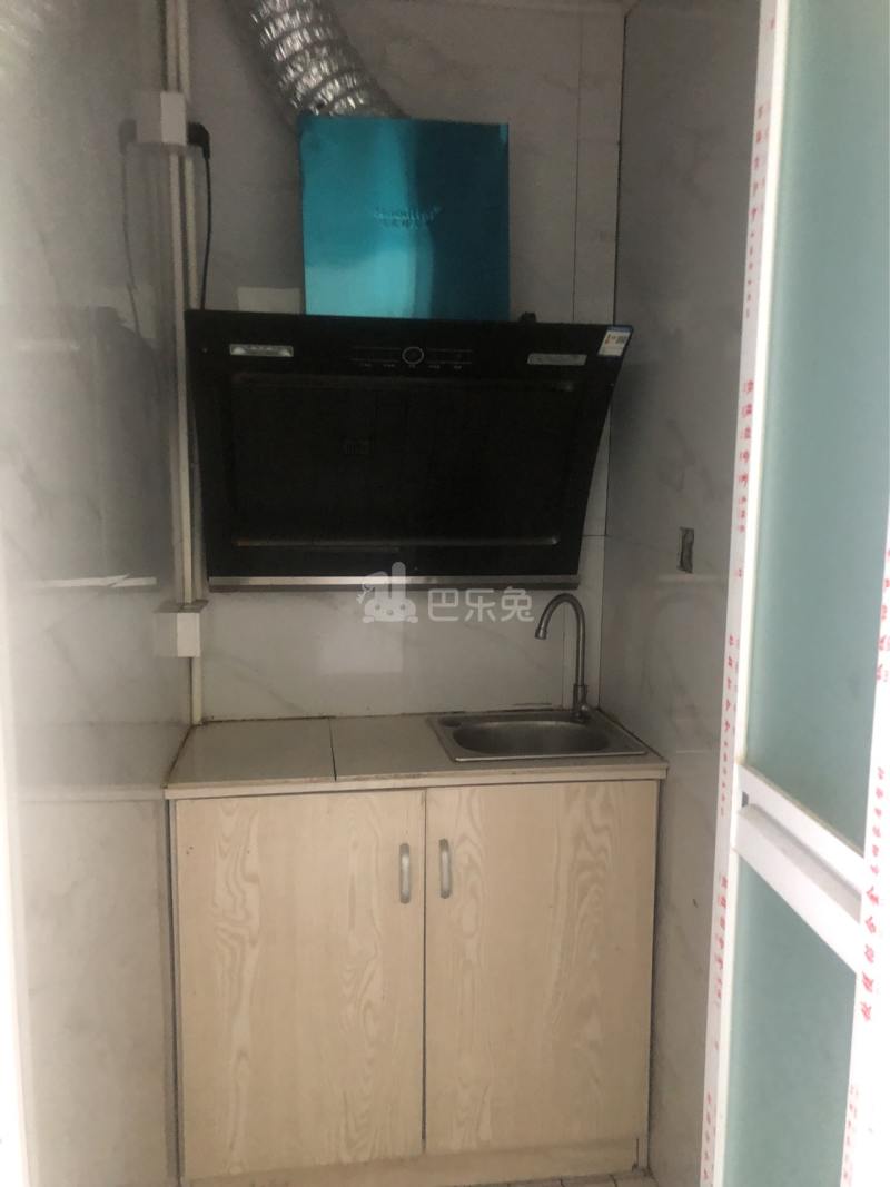 东海水景城领翔阁16675686厨房图4
