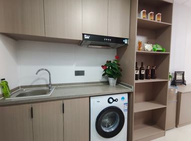 卧龙湾公寓 1室0厅1卫