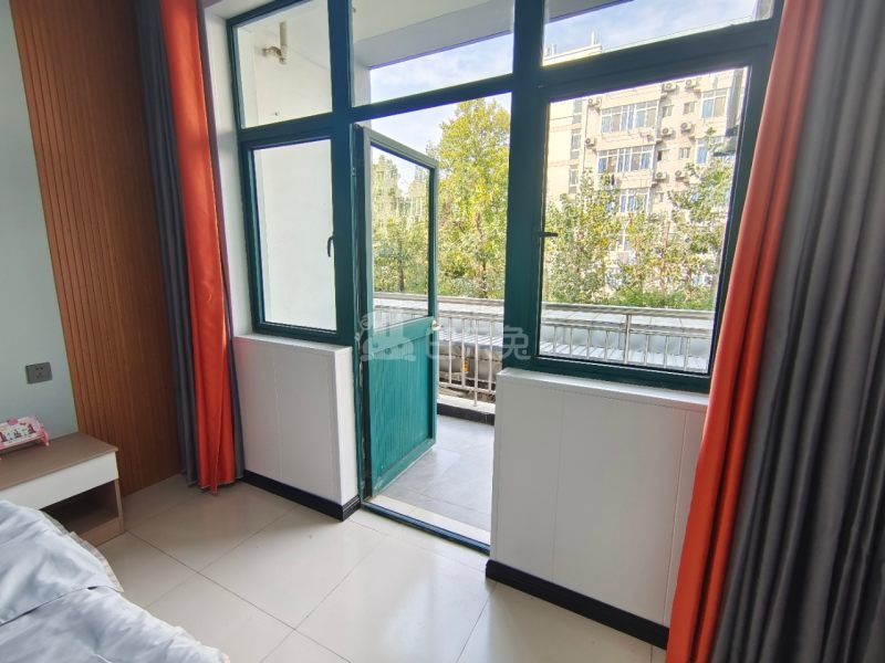 卧龙湾公寓16707757卧室图5