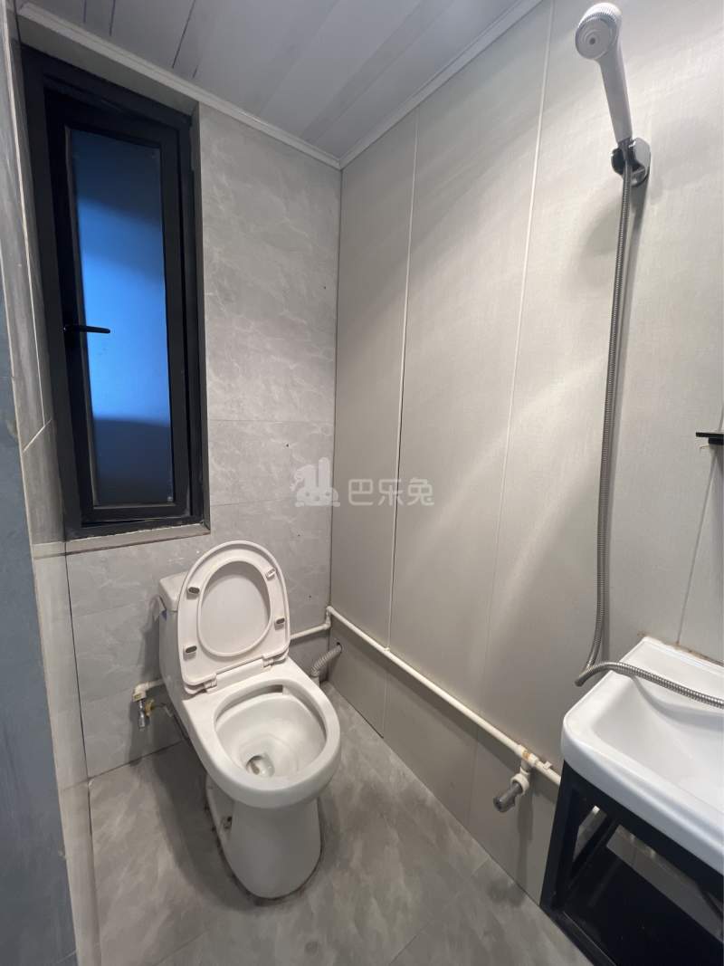 牛田苑16755656卫生间图5
