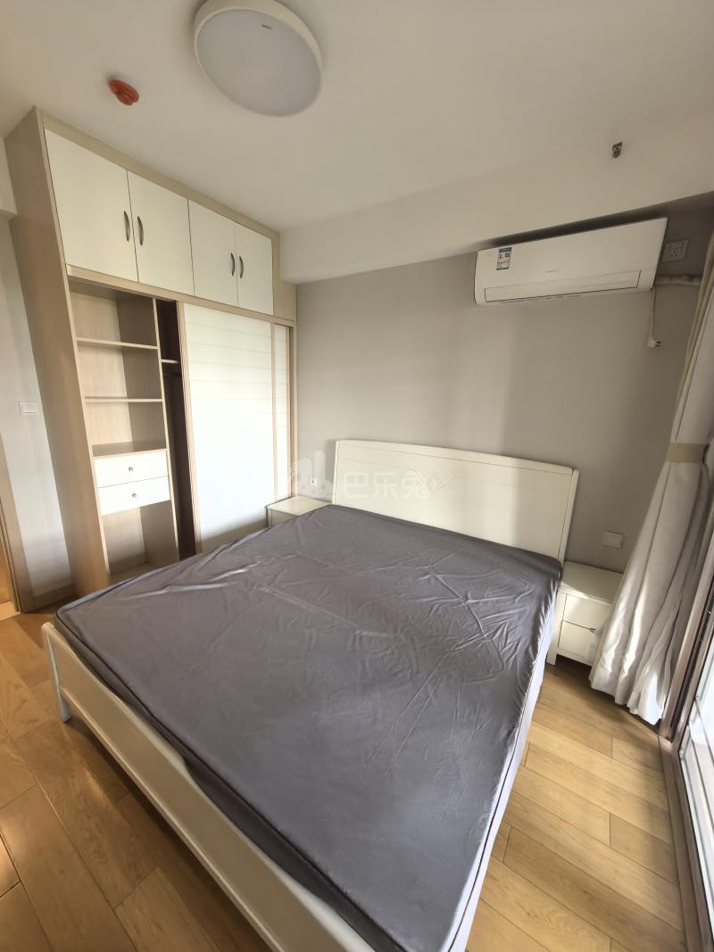 新城郡未来16780606卧室图0