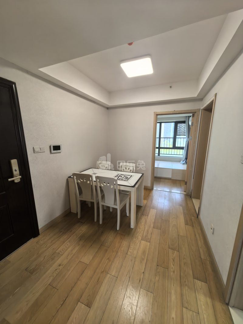 新城郡未来16780606客厅图4