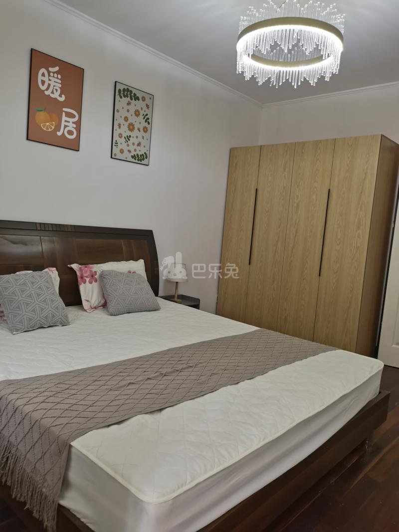 东港二村16805415卧室图4