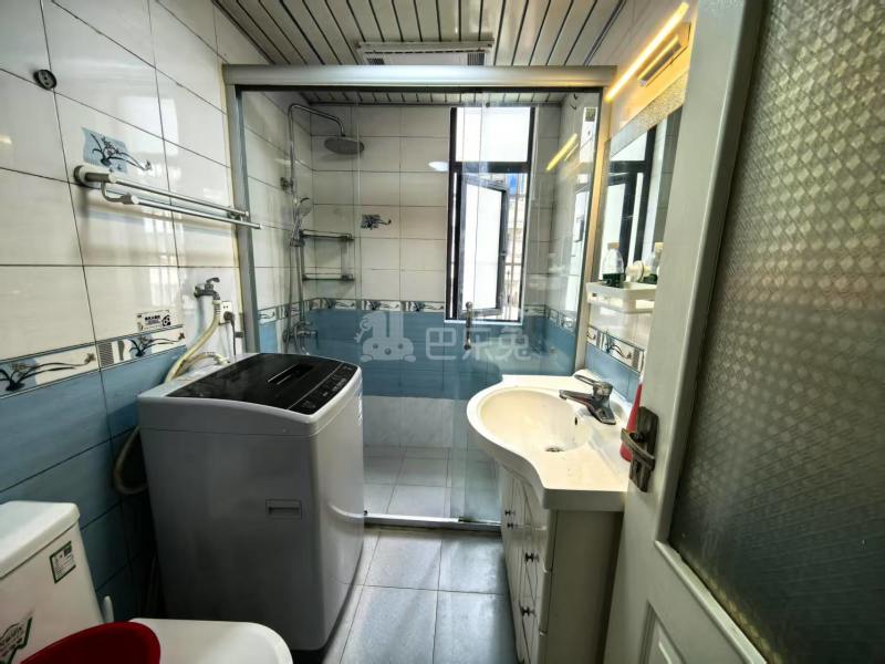 东港二村16805415卫生间图8