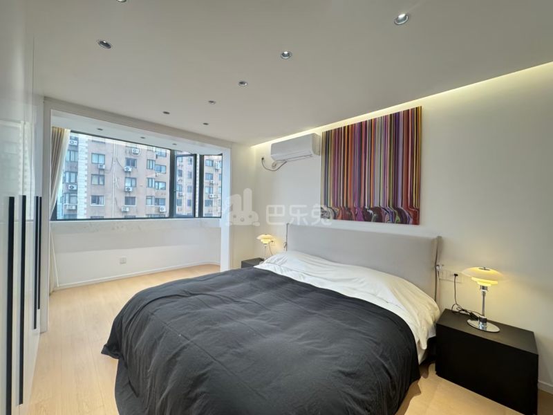 贵龙园（东方路1663弄）1680996周边环境图3