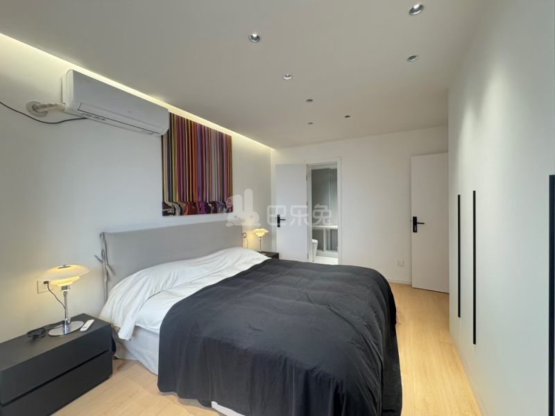 贵龙园（东方路1663弄）1680996周边环境图4