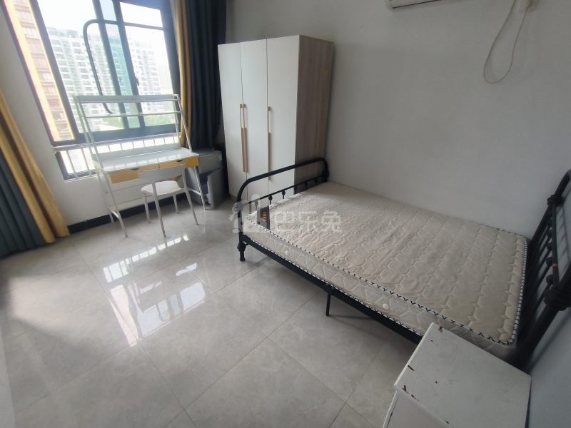 畈里张公寓16820226卧室图0