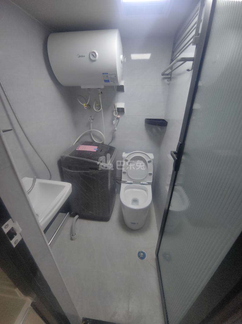 九里亭小区16826200卫生间图4