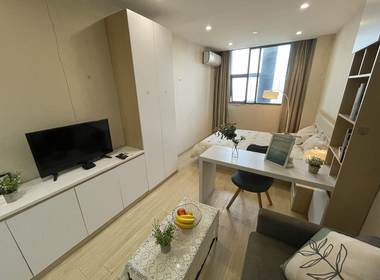 哈租客公寓(电竞小镇店) 1室0厅1卫