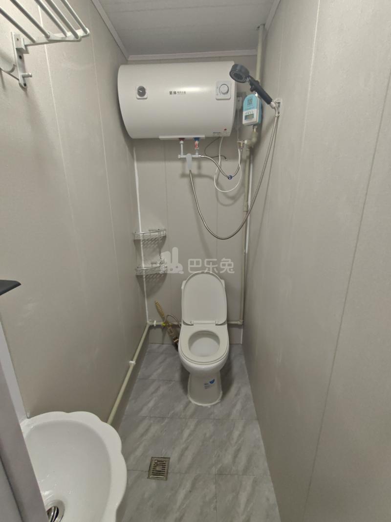 花桥裕花园16846030卫生间图10