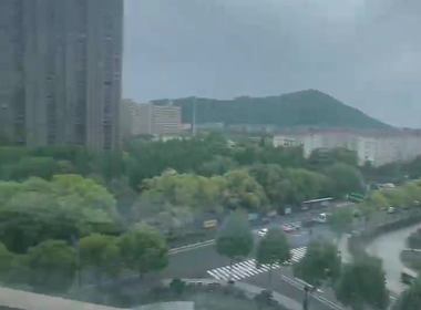 天润中心 1室0厅1卫