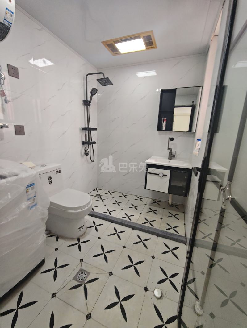 思义路2100弄16855505卫生间图5