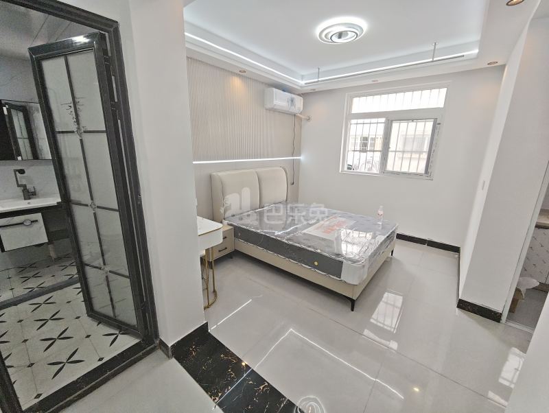 思义路2100弄16855505卧室图0