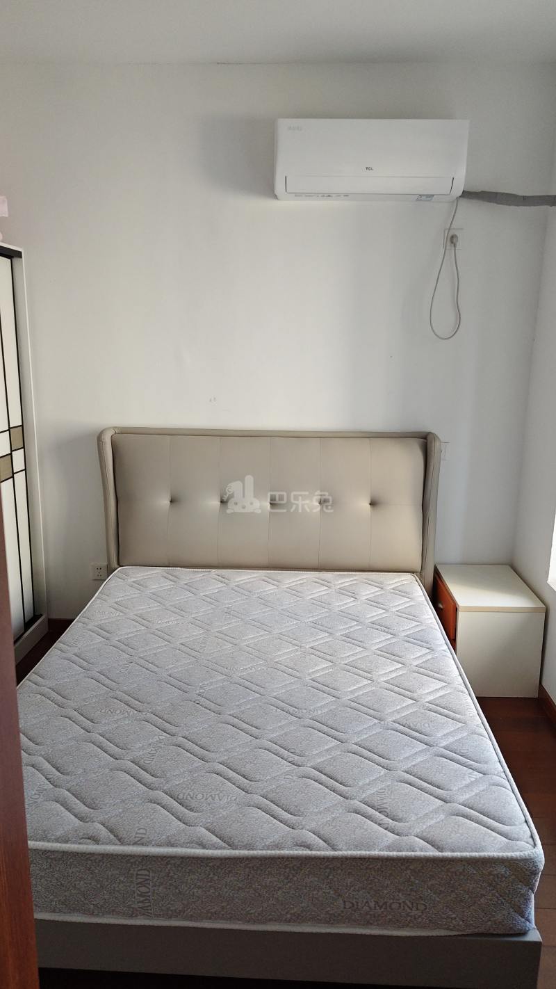 青浦绿地中心柏源晶舍16873599卧室图2