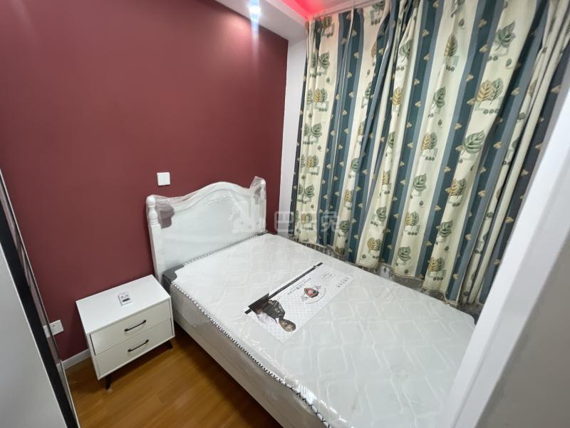 绿地象屿德馨嘉苑（苏河公园）16927227卧室图5