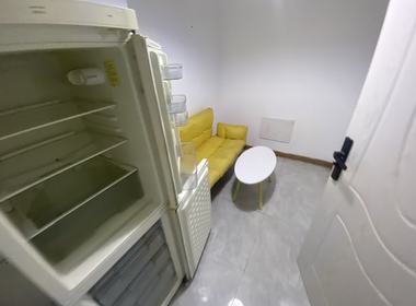 褚家华苑 1室0厅0卫