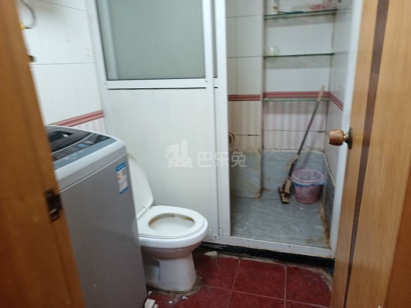 虹口花苑（天通庵路666弄）16944577卫生间图4