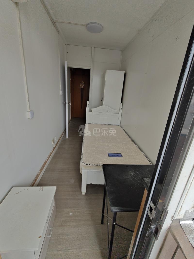 虹口花苑（天通庵路666弄）16944577卧室图3