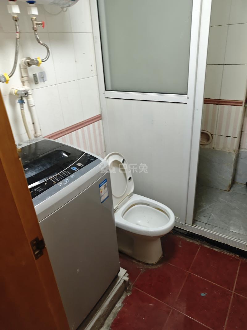 虹口花苑（天通庵路666弄）16944577卫生间图6