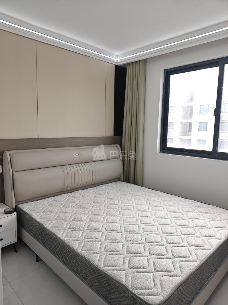 华实佳苑16997728卧室图1