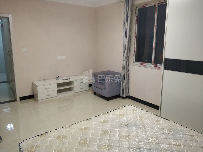 莘松三村169640卧室图3