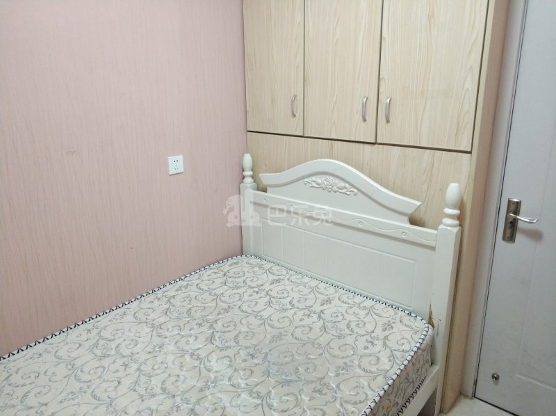 莘松三村169640卧室图6