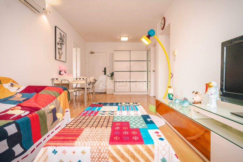 瑞虹新城一期17012322卧室图0