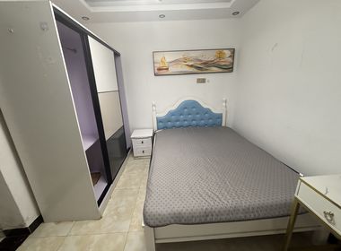 心圆东苑 1室0厅0卫