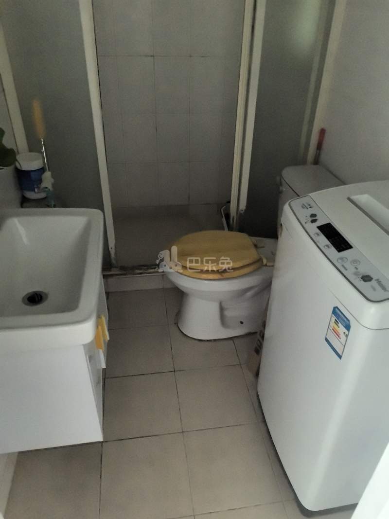 梅陇七村17063265卫生间图4