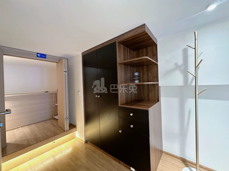 龙湖郦城公馆17080582卧室图2