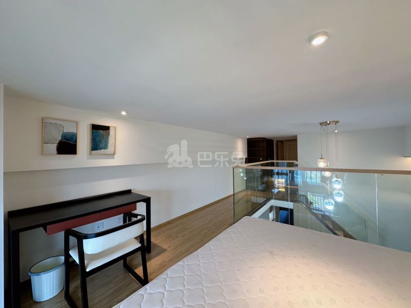 龙湖郦城公馆17080617卧室图2