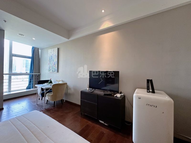 金铂湾公寓17081035客厅图2