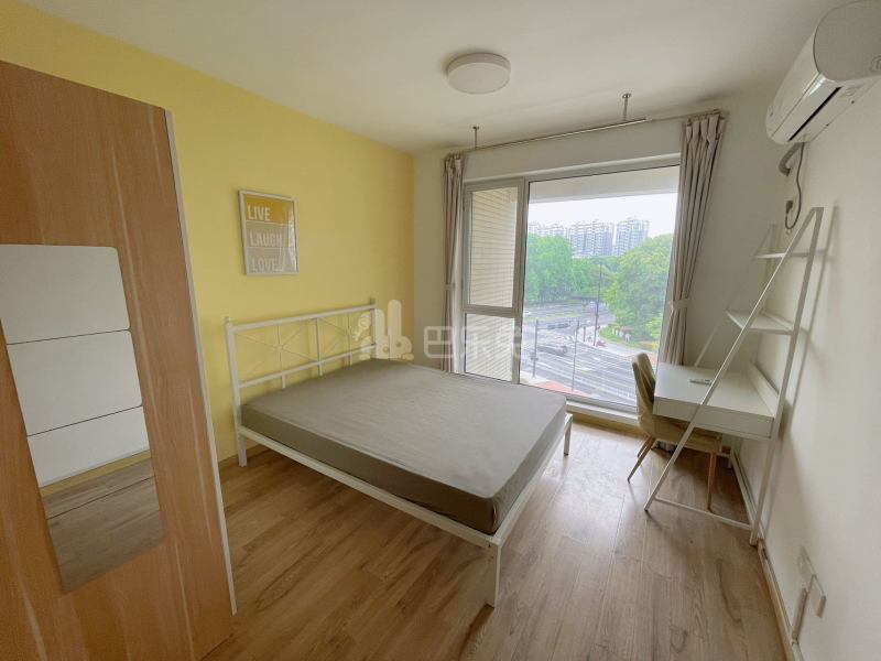 欣盛东方郡17092717卧室图0