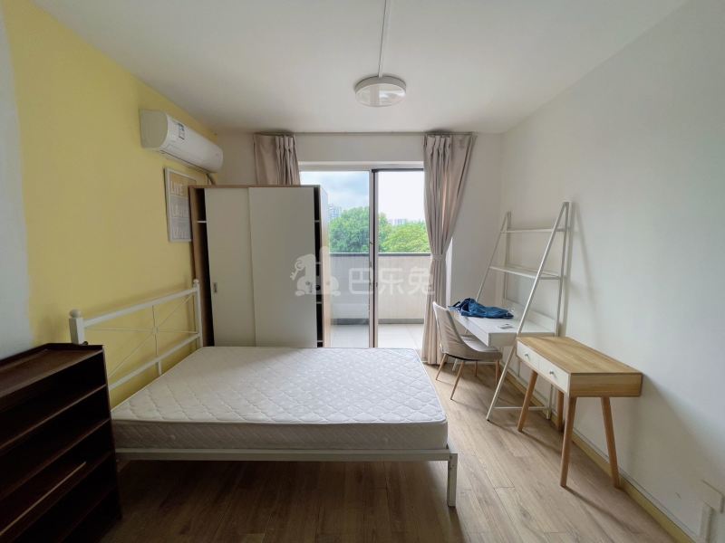 欣盛东方郡17092717卧室图1