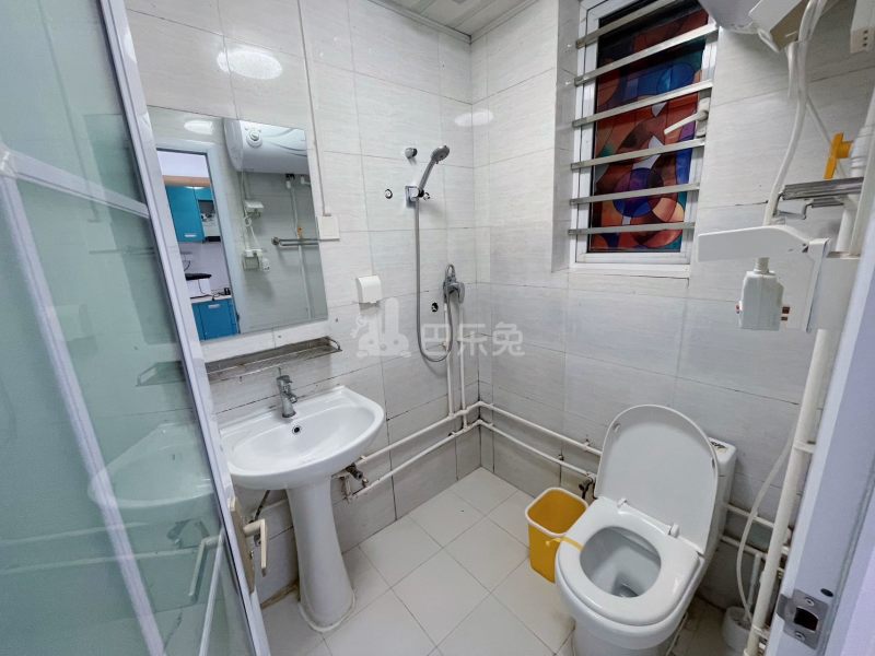 欣盛东方郡17092717卫生间图8