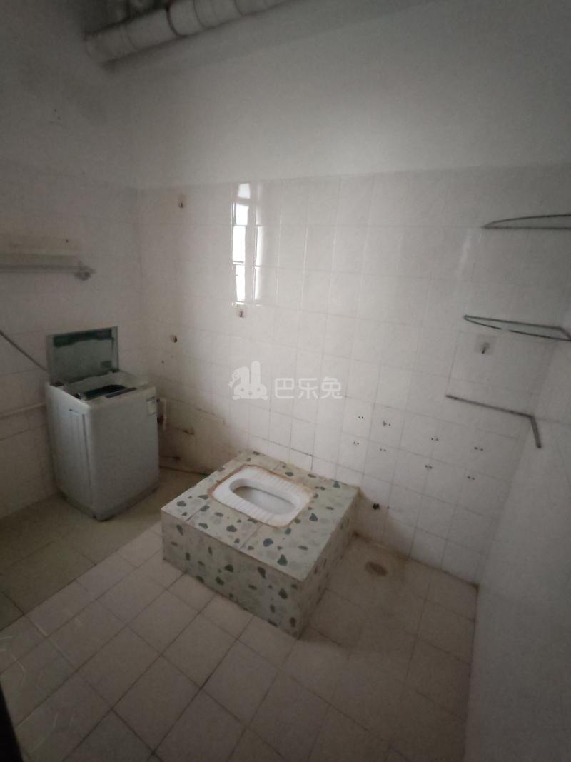 凯丽花园17102952卫生间图4